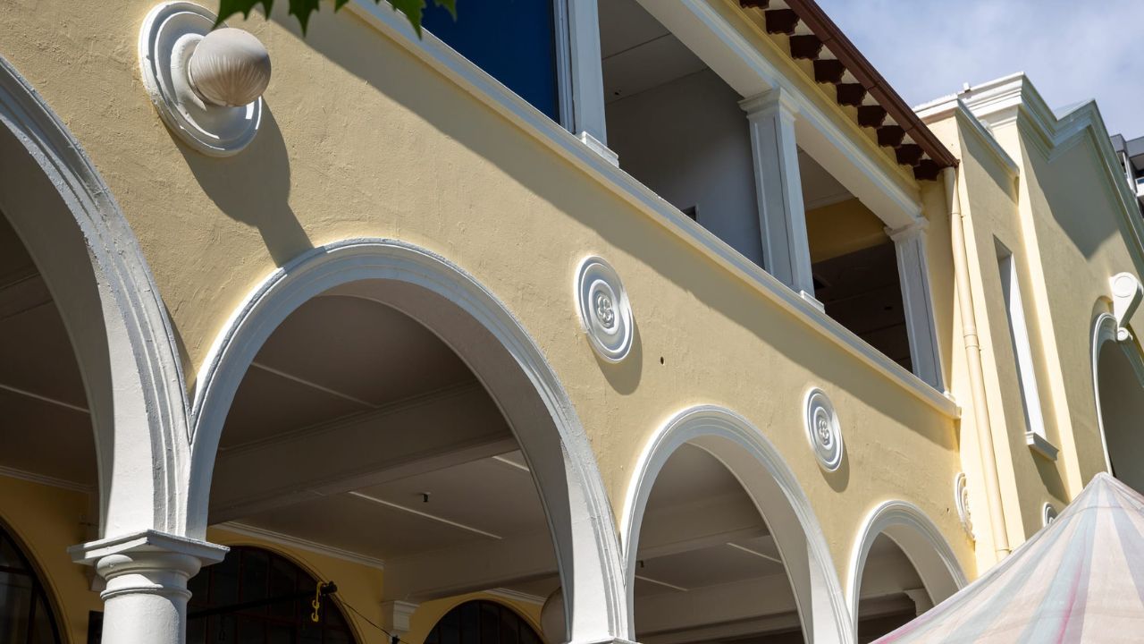 Archways and accenting freshly painted in creme and white colour scheme. 
